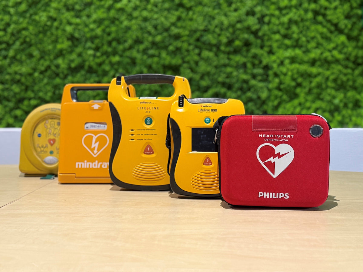 AED aanschaffen: waar let je op? Tips en checklist