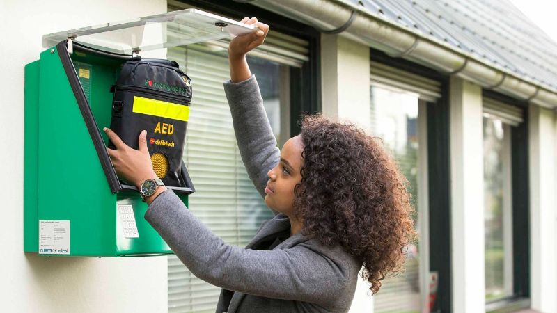 AED-subsidie aanvragen bij je gemeente, zo werkt het